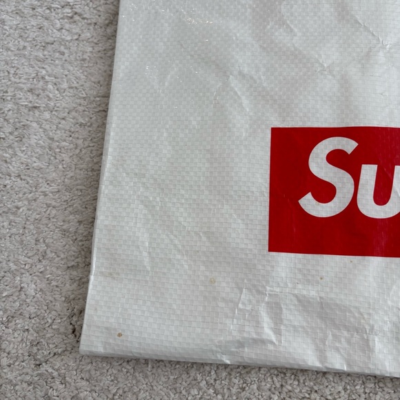 Supreme White Tote Bag and Box Logo Sticker - Picture 13 of 13